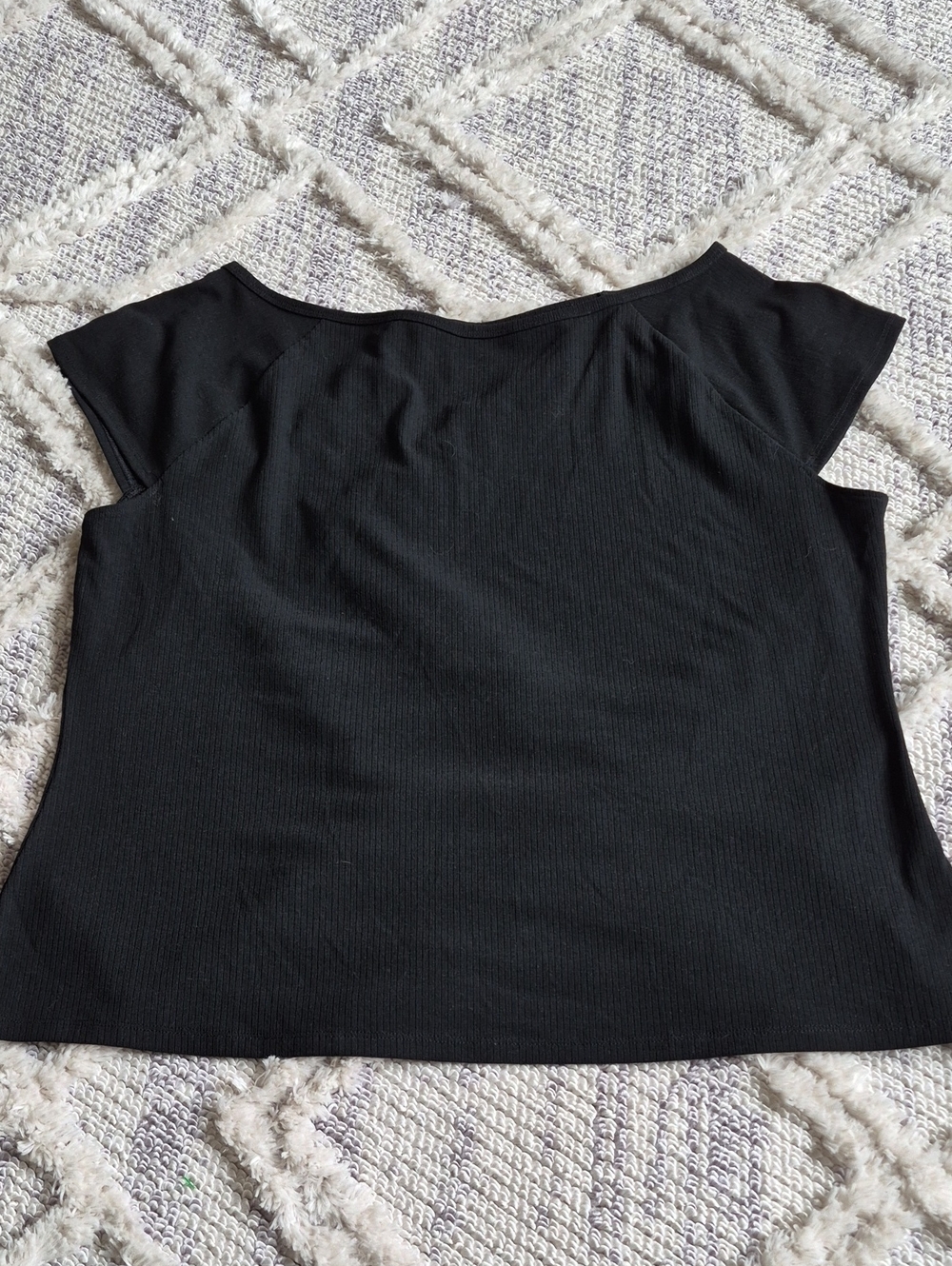 Torrid NWT SuperSoft Rib Boat Neck Fitted Short Sleeve Tee Black Size 3 / 3X